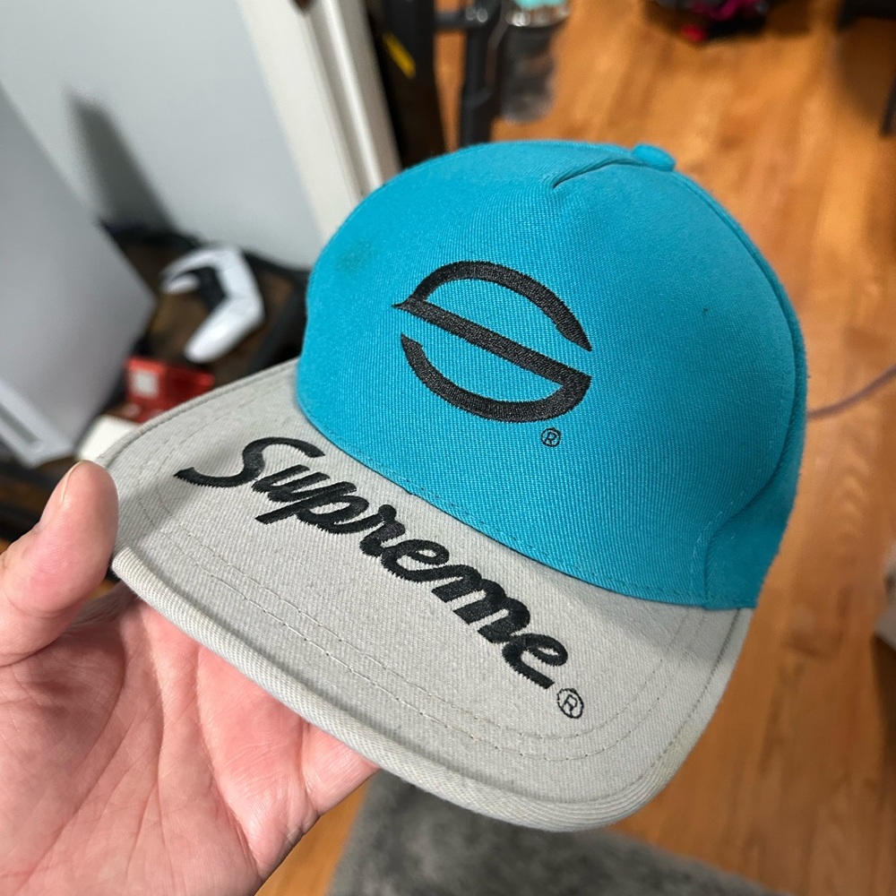 Vintage Supreme SnapBack hat!